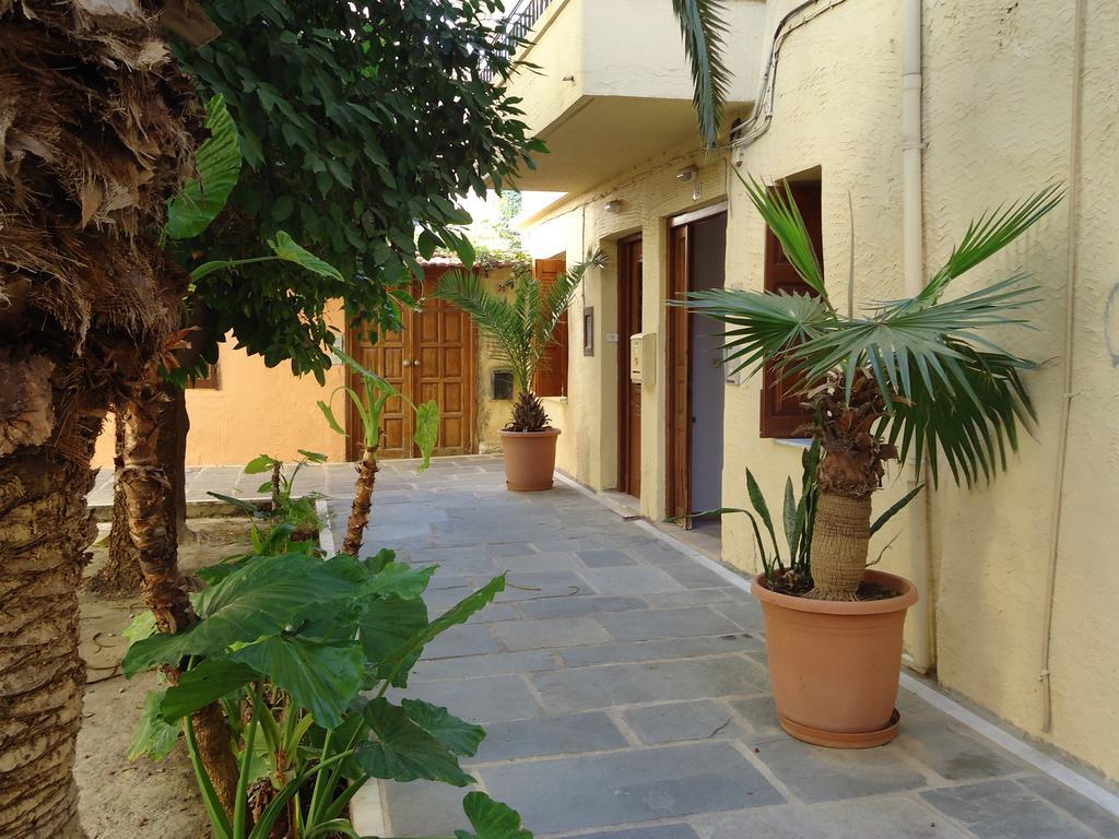 Lilys Apartments * Resmo